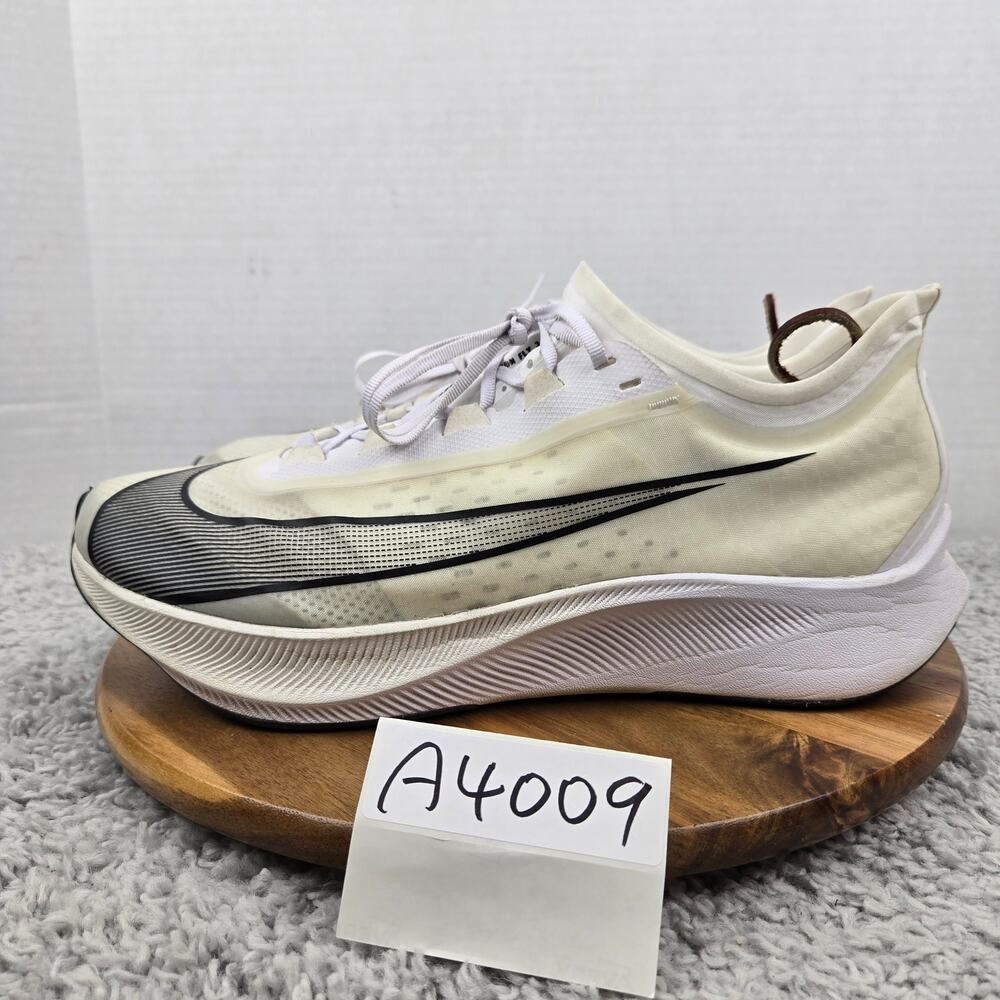 Nike Mens 13 Zoom Fly 3 White Black Athletic Gym Road Running Shoe AT8240-100
